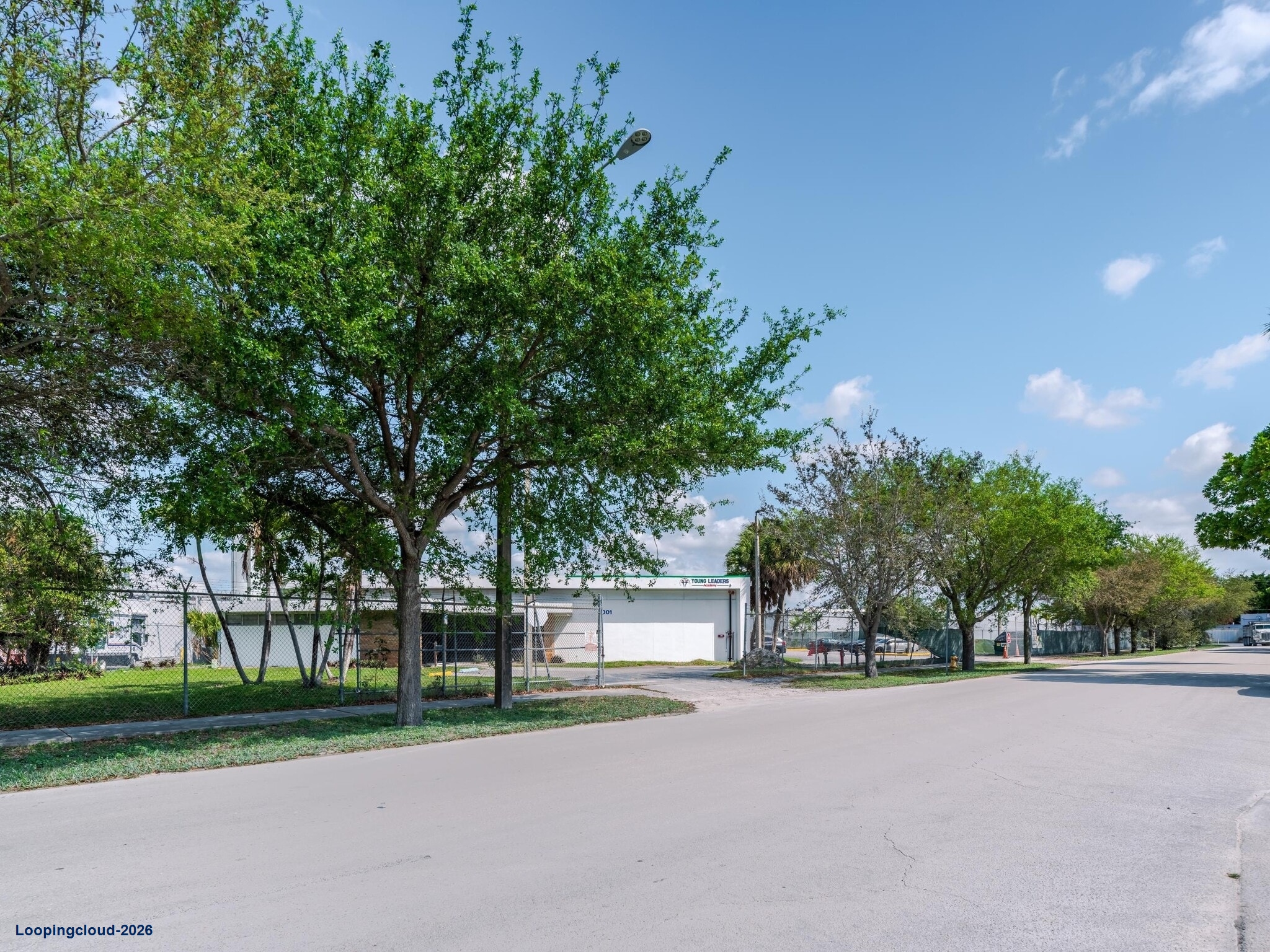 Industrial Flex Space with Heavy Power and Yard Area for Lease in Miami, FL