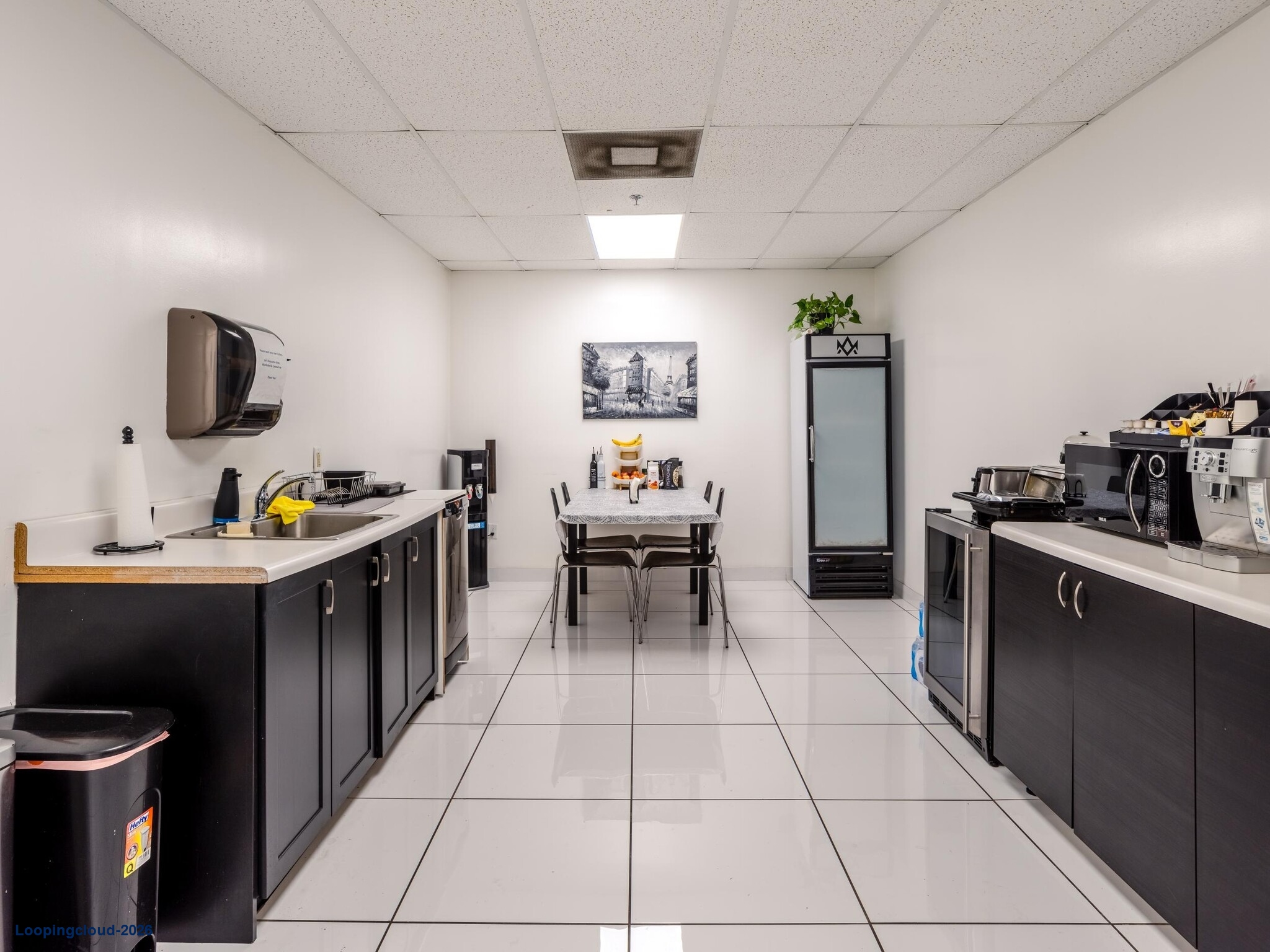 Industrial Flex Space with Heavy Power and Yard Area for Lease in Miami, FL