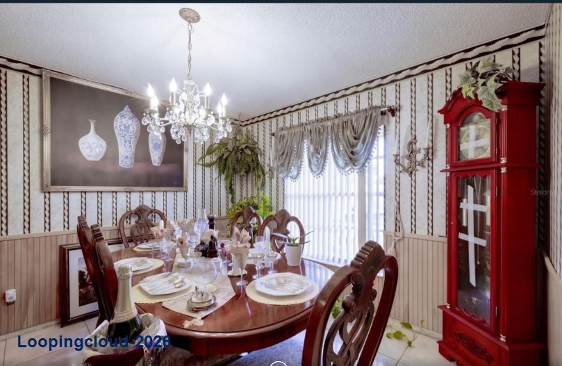 Energy-Efficient Single-Family Home with Solar Panels in Orlando