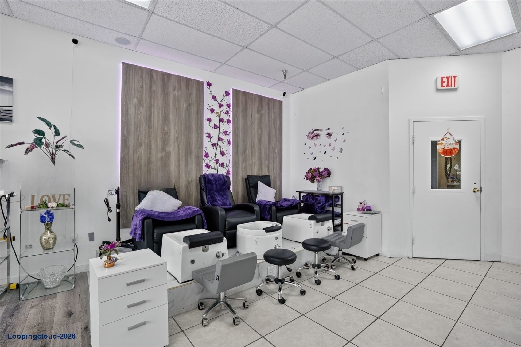 Beauty Salon & Spa For Sale In Hallandale Bch