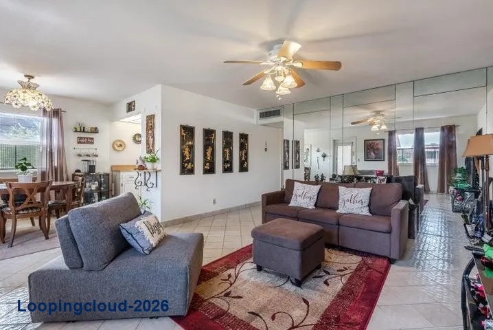 Turnkey Corner Condo in Kings Point | 2 Bed, 2 Bath Furnished Residence in Delray Beach