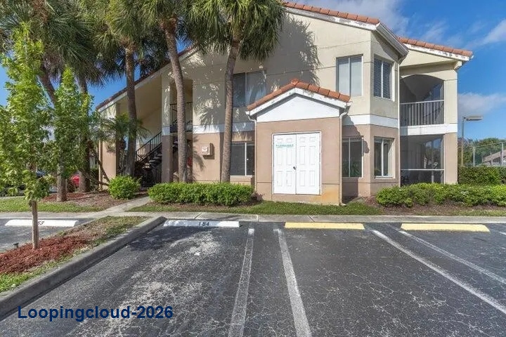Renovated Ground-Floor Corner Condo in Casablanca Isles | 2 Bed, 2 Bath in Boynton Beach