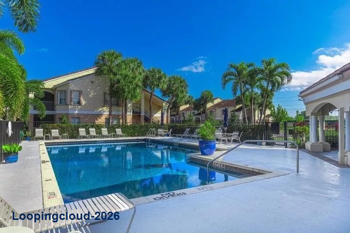 Renovated Ground-Floor Corner Condo in Casablanca Isles | 2 Bed, 2 Bath in Boynton Beach