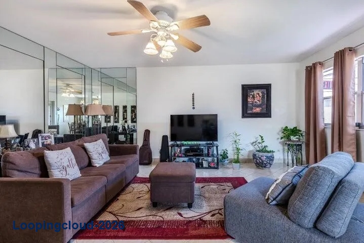 657 Brittany N #657, Delray Beach FL | Kings Point Condo For Rent