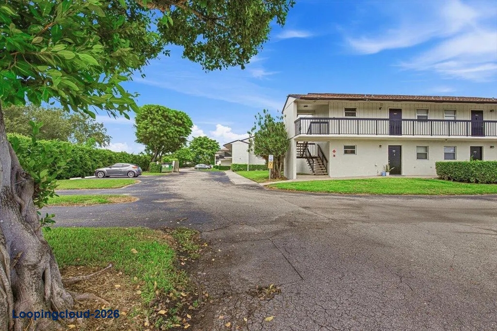 Charming 1-Bed Rental in First Encounter Condo | Delray Beach, FL