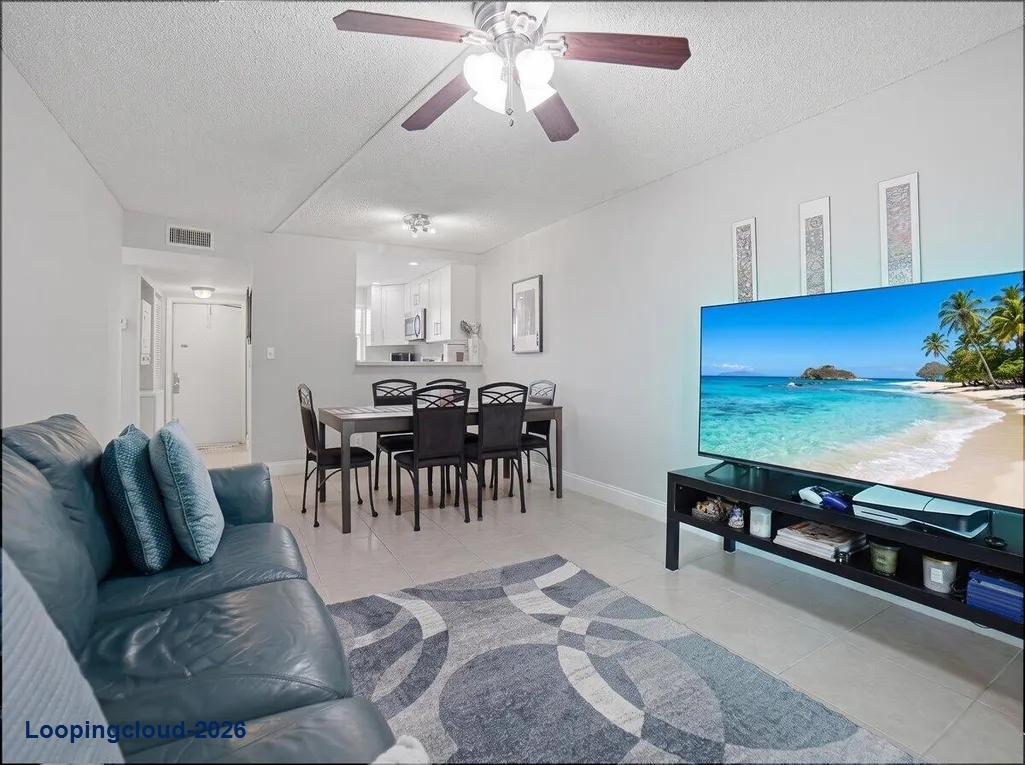 Charming 1-Bed Rental in First Encounter Condo | Delray Beach, FL
