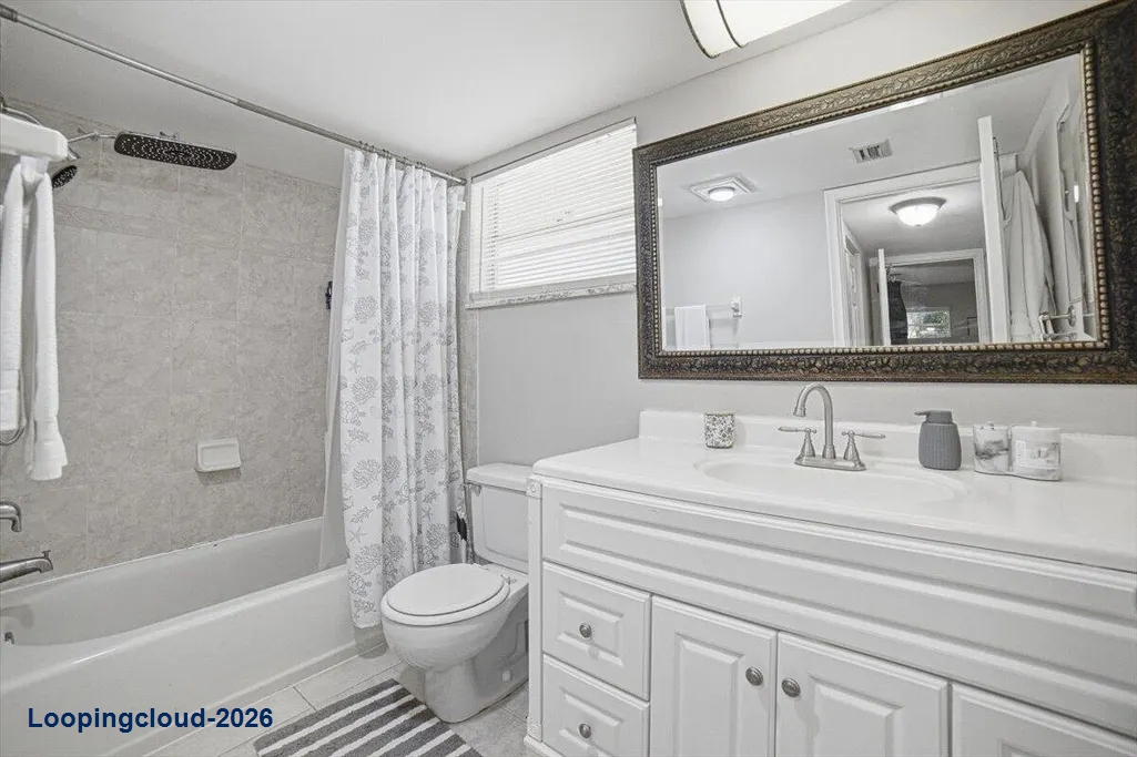 Charming 1-Bed Rental in First Encounter Condo | Delray Beach, FL
