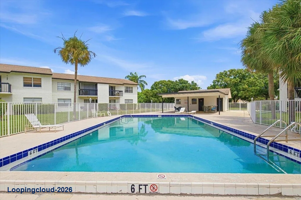 Charming 1-Bed Rental in First Encounter Condo | Delray Beach, FL