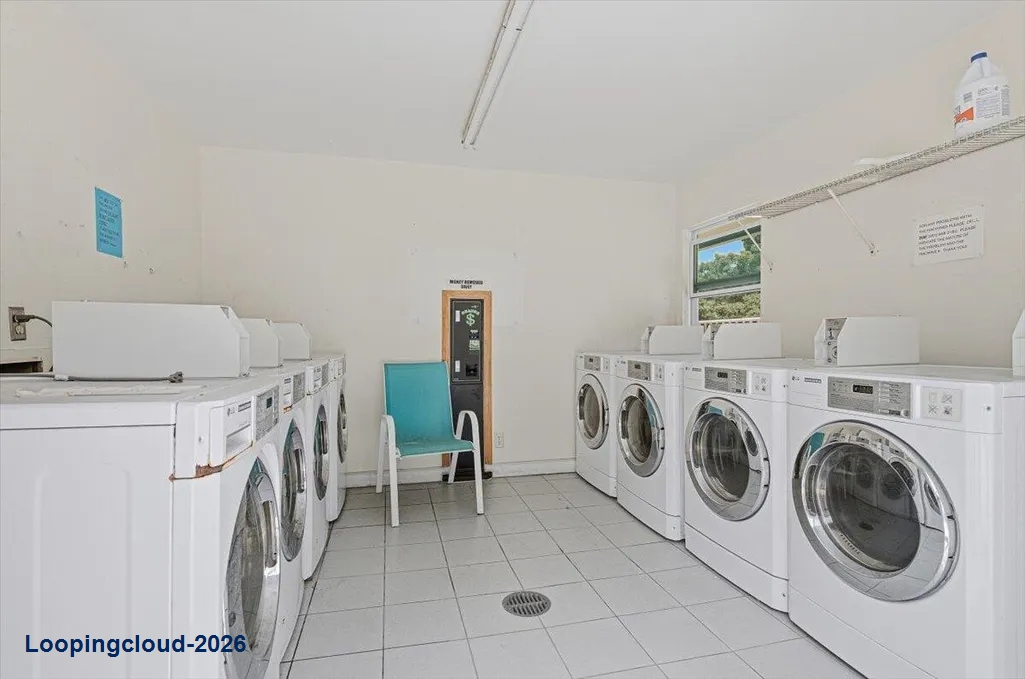 Charming 1-Bed Rental in First Encounter Condo | Delray Beach, FL