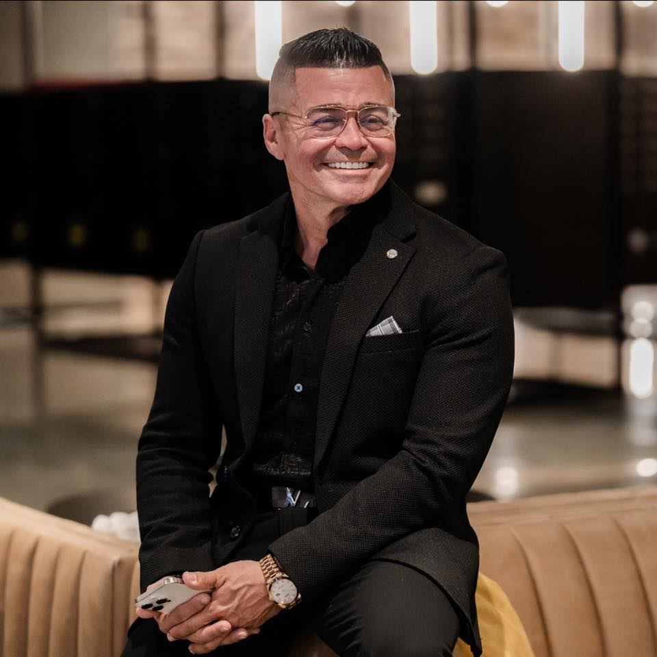 Alexander Acosta - Broker/Agent 1400 S. International Parkway  Lake Mary 32746 Florida | loopingcloud.com